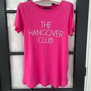 Wildfox 🦊 hangover club pink tee 🌸